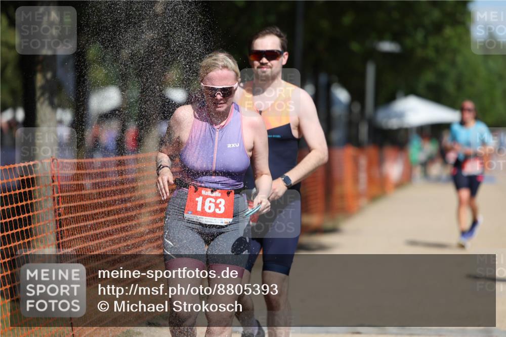 07.09.2025 - 19. Norderstedt Triathlon Michael Strokosch http://msf.ph/oto/8805393 07.09.2025 12:37:38 Laufen 162, 163, 192, 699, 761 meine-sportfotos.de