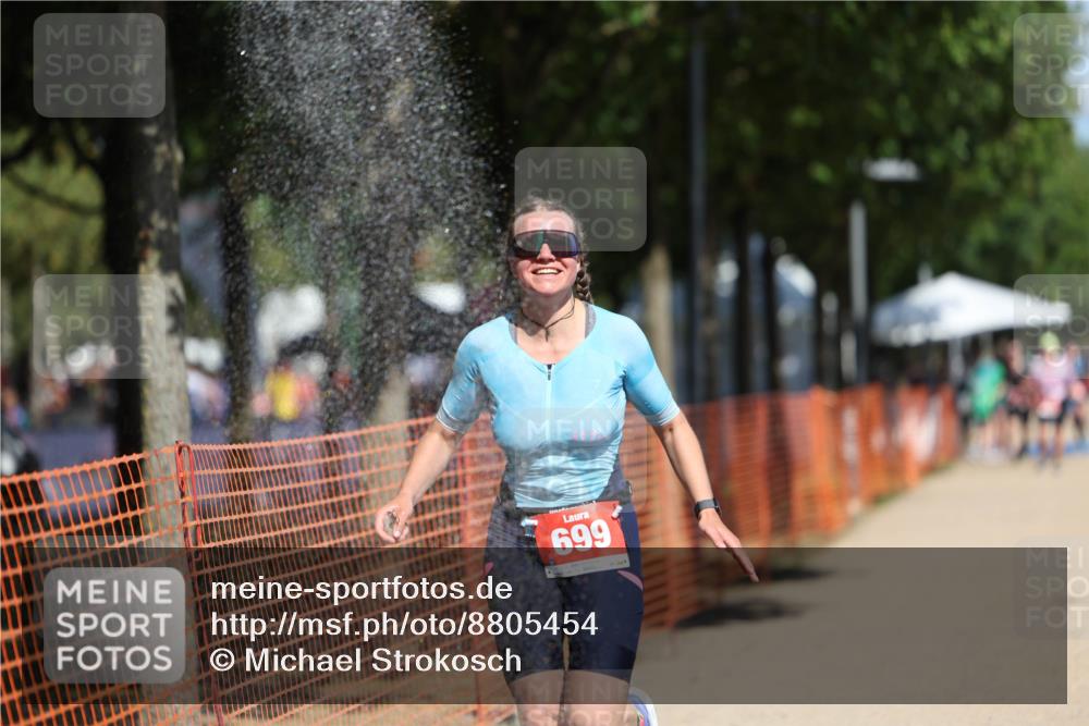 07.09.2025 - 19. Norderstedt Triathlon Michael Strokosch http://msf.ph/oto/8805454 07.09.2025 12:37:42 Laufen 162, 192, 259, 699, 761 meine-sportfotos.de