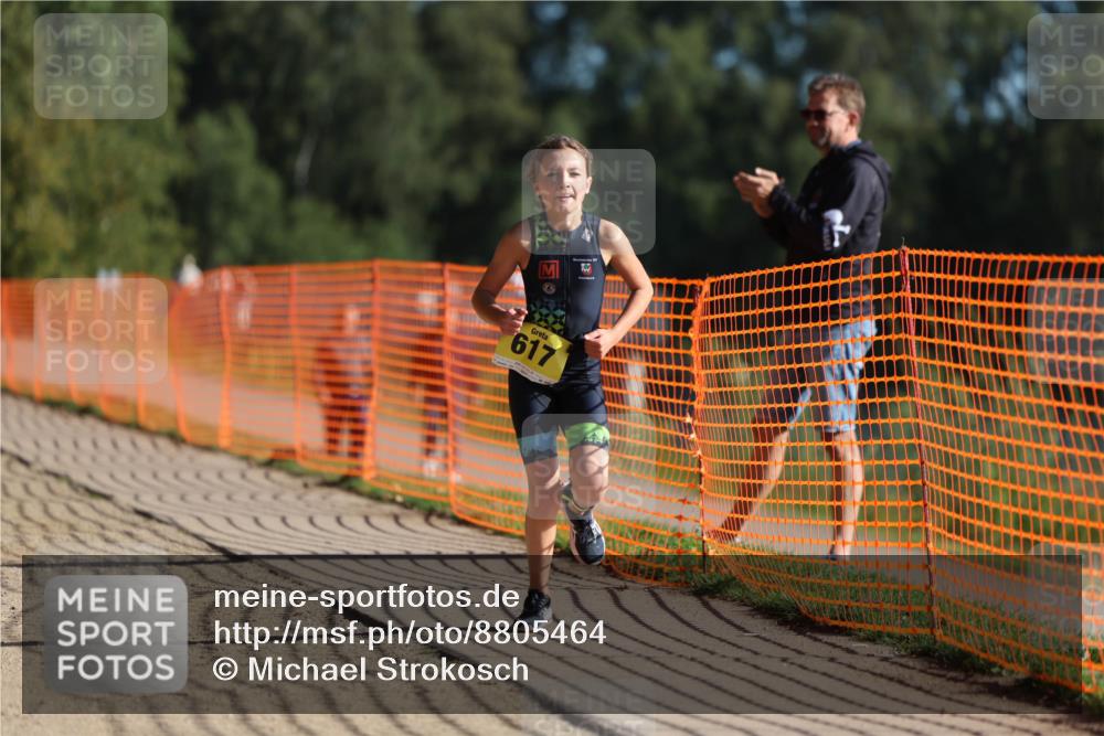 07.09.2025 - 19. Norderstedt Triathlon Michael Strokosch http://msf.ph/oto/8805464 07.09.2025 09:45:19 Laufen 592, 617 meine-sportfotos.de