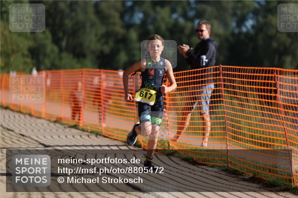 07.09.2025 - 19. Norderstedt Triathlon Michael Strokosch http://msf.ph/oto/8805472 07.09.2025 09:45:20 Laufen 592, 617 meine-sportfotos.de