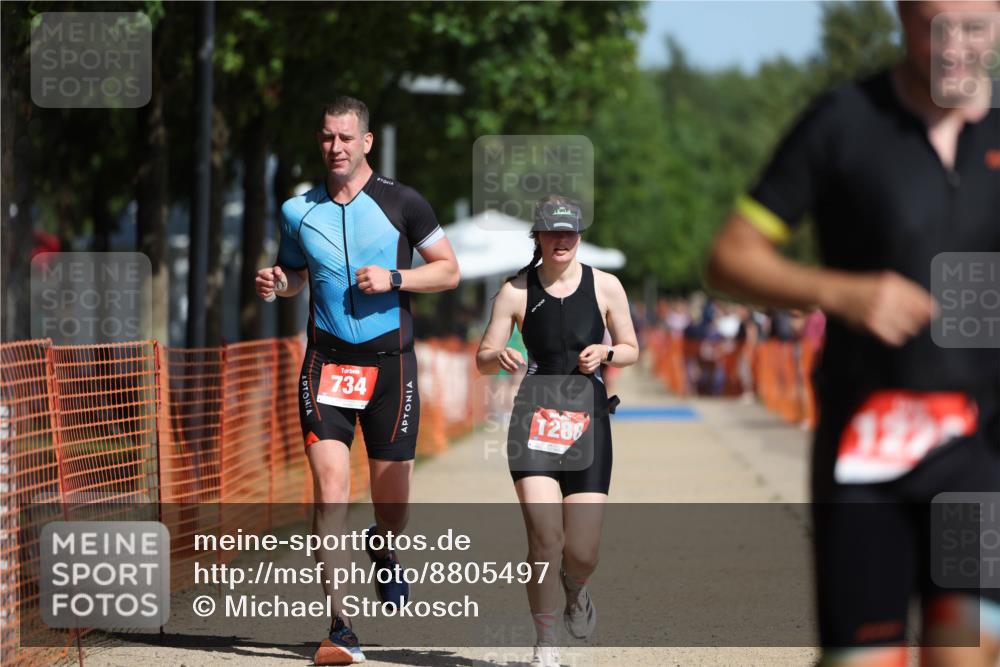 07.09.2025 - 19. Norderstedt Triathlon Michael Strokosch http://msf.ph/oto/8805497 07.09.2025 12:08:02 Laufen 734, 1223, 1288 meine-sportfotos.de
