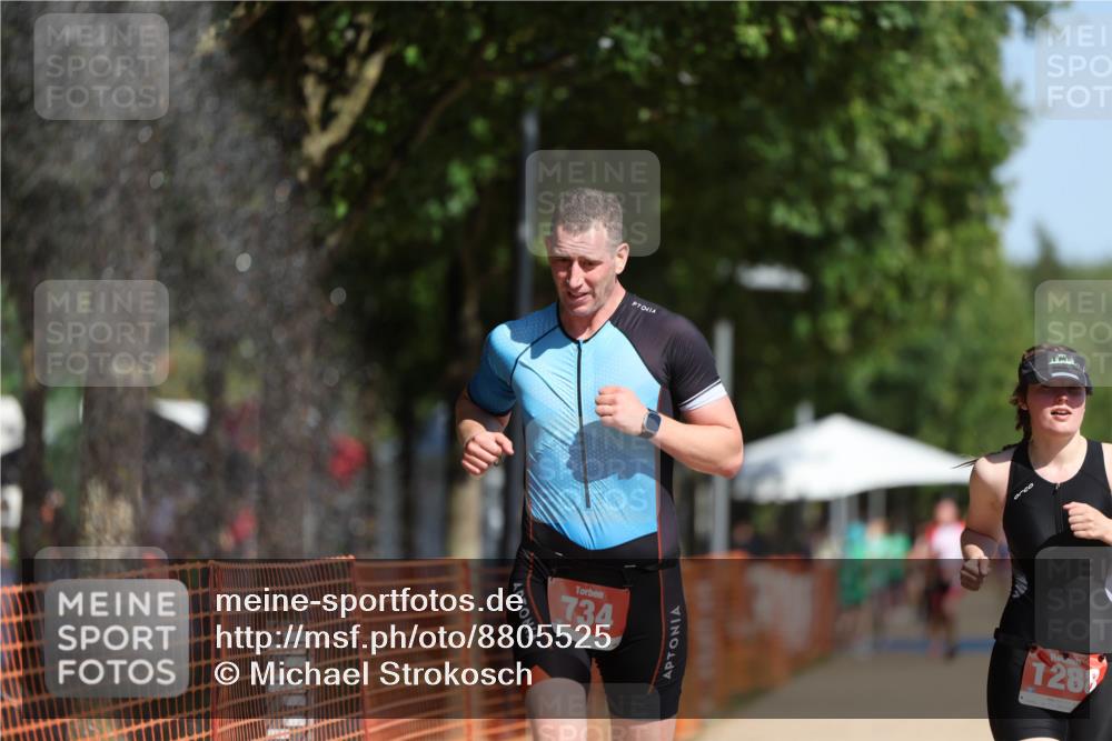 07.09.2025 - 19. Norderstedt Triathlon Michael Strokosch http://msf.ph/oto/8805525 07.09.2025 12:08:03 Laufen 734, 1223, 1288 meine-sportfotos.de