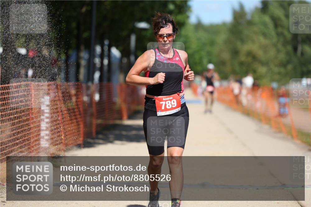 07.09.2025 - 19. Norderstedt Triathlon Michael Strokosch http://msf.ph/oto/8805526 07.09.2025 13:16:03 Laufen 789 meine-sportfotos.de