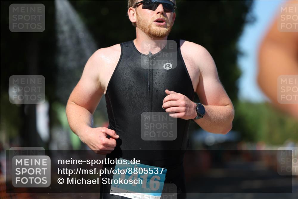 07.09.2025 - 19. Norderstedt Triathlon Michael Strokosch http://msf.ph/oto/8805537 07.09.2025 14:59:11 Laufen 428, 997, 1010, 1416 meine-sportfotos.de