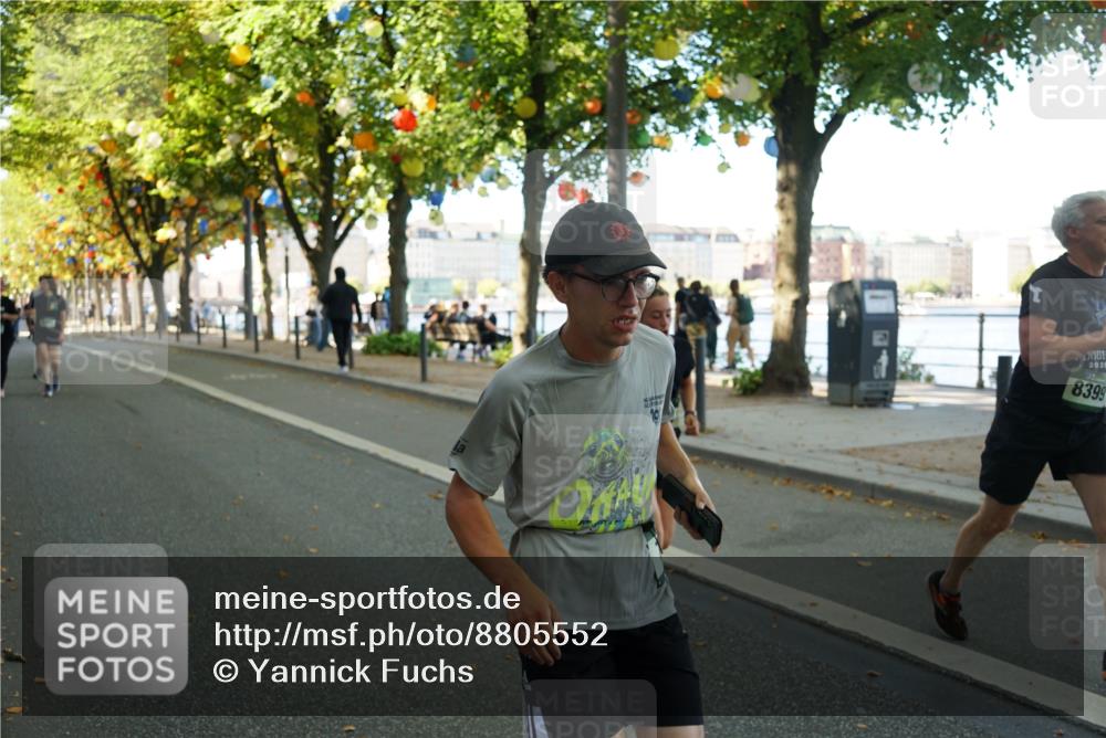 07.09.2025 - BARMER Alsterlauf Yannick Fuchs http://msf.ph/oto/8805552 07.09.2025 11:53:44 Laufen 19, 202, 8399 meine-sportfotos.de