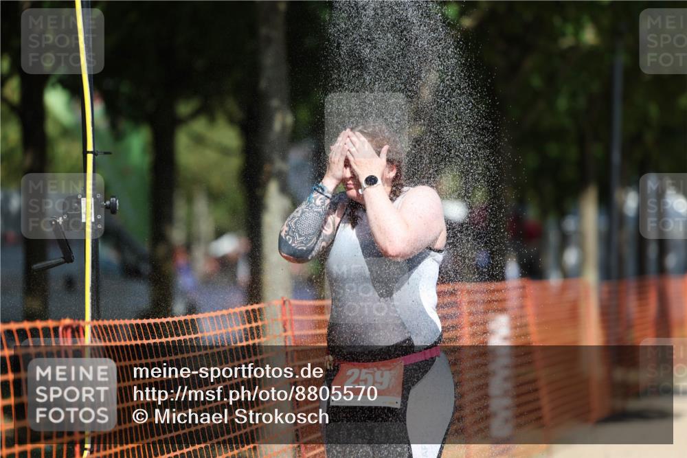 07.09.2025 - 19. Norderstedt Triathlon Michael Strokosch http://msf.ph/oto/8805570 07.09.2025 12:37:50 Laufen 259 meine-sportfotos.de