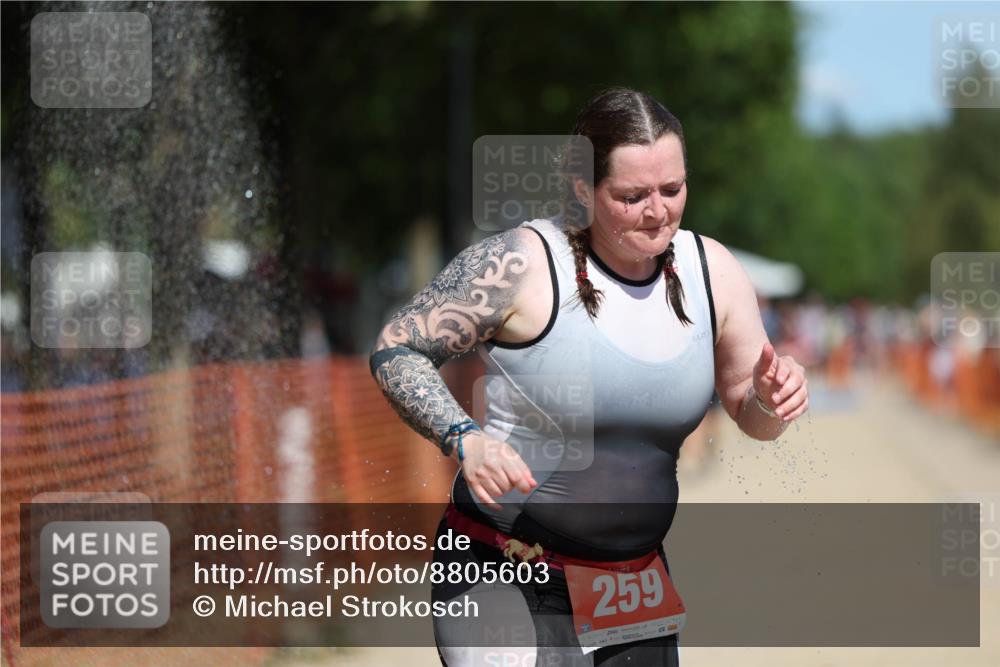 07.09.2025 - 19. Norderstedt Triathlon Michael Strokosch http://msf.ph/oto/8805603 07.09.2025 12:37:51 Laufen 259 meine-sportfotos.de