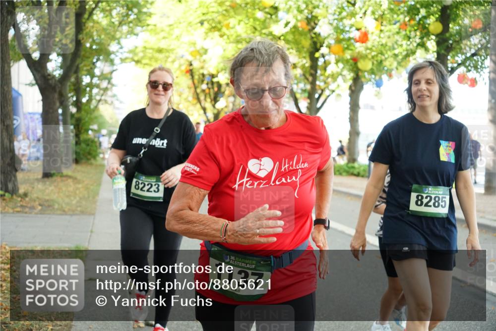 07.09.2025 - BARMER Alsterlauf Yannick Fuchs http://msf.ph/oto/8805621 07.09.2025 11:53:56 Laufen 8285, 8223, 36, 1137 meine-sportfotos.de