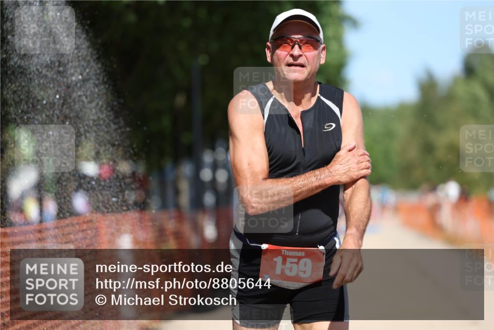 07.09.2025 - 19. Norderstedt Triathlon Michael Strokosch http://msf.ph/oto/8805644 07.09.2025 13:16:16 Laufen 159, 739, 1295 meine-sportfotos.de