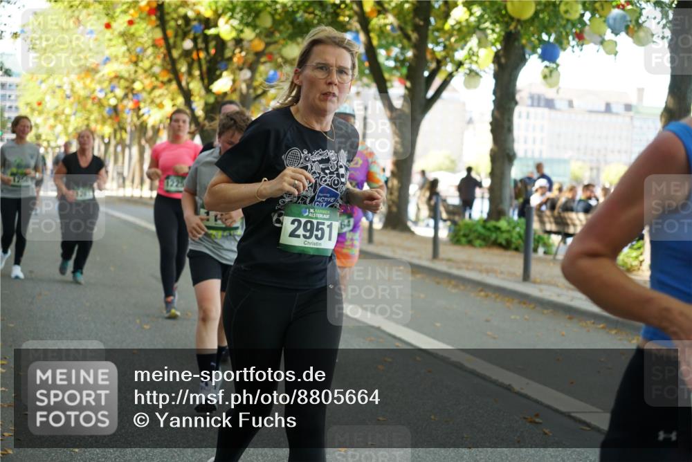 07.09.2025 - BARMER Alsterlauf Yannick Fuchs http://msf.ph/oto/8805664 07.09.2025 11:54:03 Laufen 1956, 2951 meine-sportfotos.de