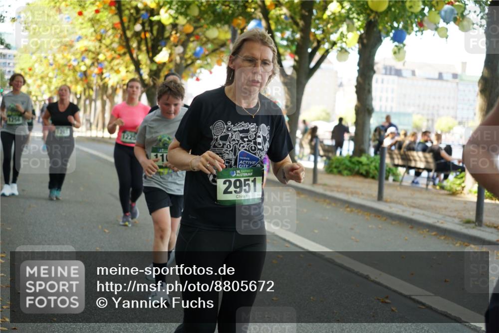 07.09.2025 - BARMER Alsterlauf Yannick Fuchs http://msf.ph/oto/8805672 07.09.2025 11:54:04 Laufen 1250, 1, 36, 2951 meine-sportfotos.de