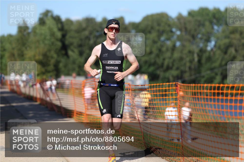 07.09.2025 - 19. Norderstedt Triathlon Michael Strokosch http://msf.ph/oto/8805694 07.09.2025 14:59:46 Laufen 995 meine-sportfotos.de