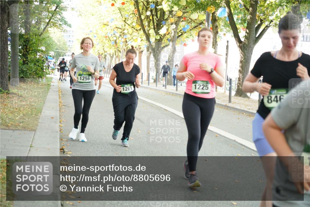 07.09.2025 - BARMER Alsterlauf Yannick Fuchs http://msf.ph/oto/8805696 07.09.2025 11:54:06 Laufen 7121, 1256, 1261, 1225, 846 meine-sportfotos.de