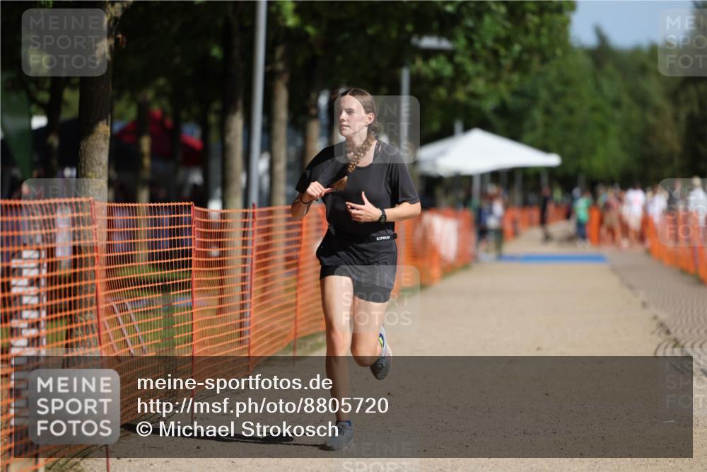 07.09.2025 - 19. Norderstedt Triathlon Michael Strokosch http://msf.ph/oto/8805720 07.09.2025 11:11:38 Laufen 666 meine-sportfotos.de
