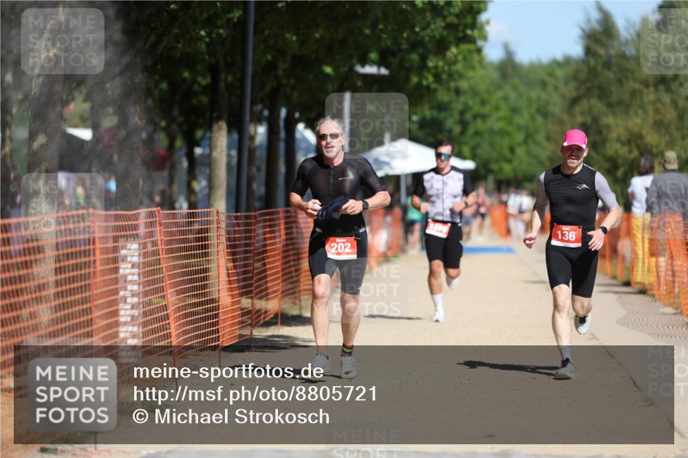 07.09.2025 - 19. Norderstedt Triathlon Michael Strokosch http://msf.ph/oto/8805721 07.09.2025 12:38:07 Laufen 136, 202, 1378 meine-sportfotos.de