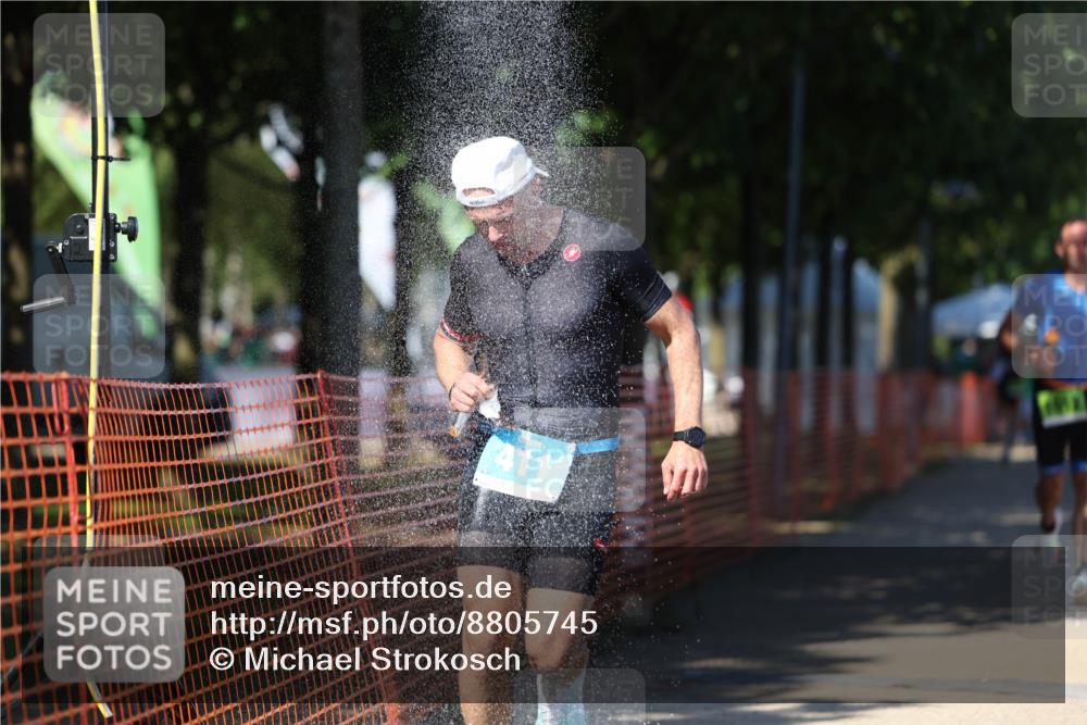 07.09.2025 - 19. Norderstedt Triathlon Michael Strokosch http://msf.ph/oto/8805745 07.09.2025 15:00:06 Laufen 411, 1012 meine-sportfotos.de