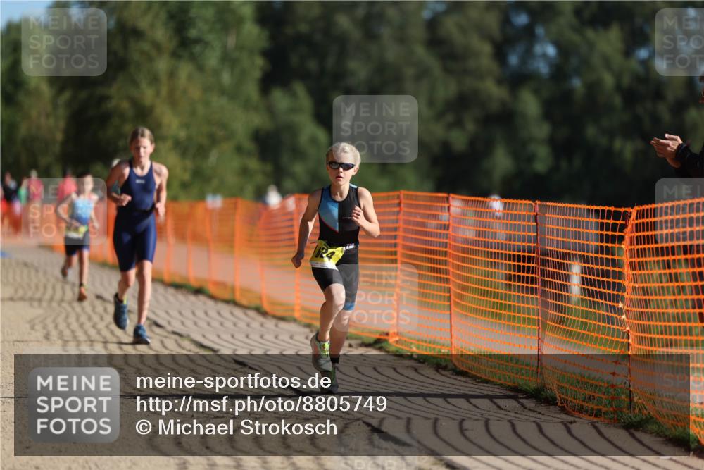07.09.2025 - 19. Norderstedt Triathlon Michael Strokosch http://msf.ph/oto/8805749 07.09.2025 09:45:51 Laufen 554, 574, 619, 624 meine-sportfotos.de