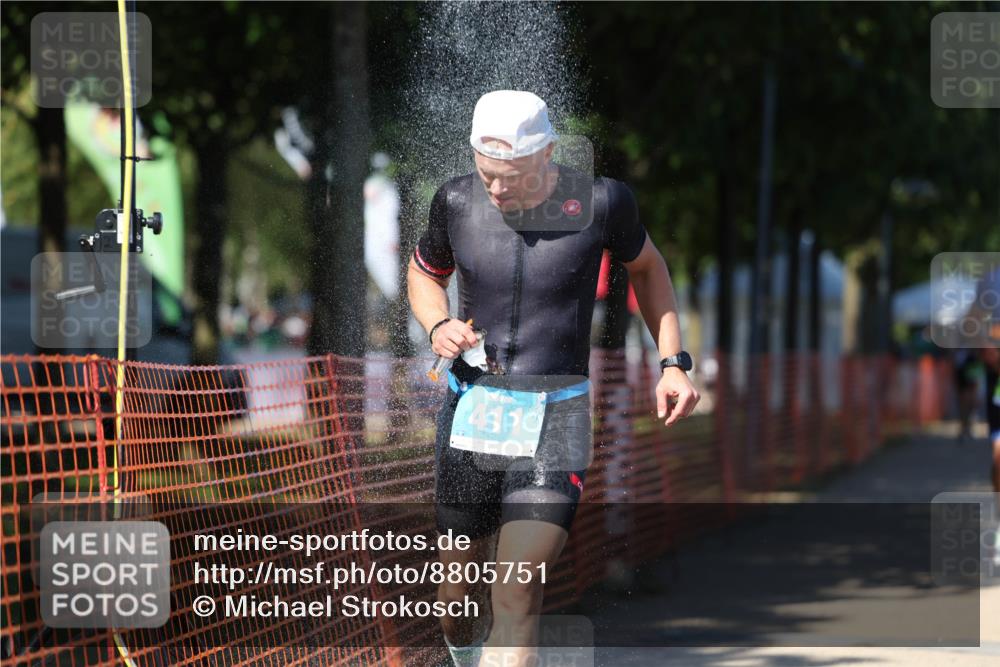 07.09.2025 - 19. Norderstedt Triathlon Michael Strokosch http://msf.ph/oto/8805751 07.09.2025 15:00:06 Laufen 411, 1012 meine-sportfotos.de