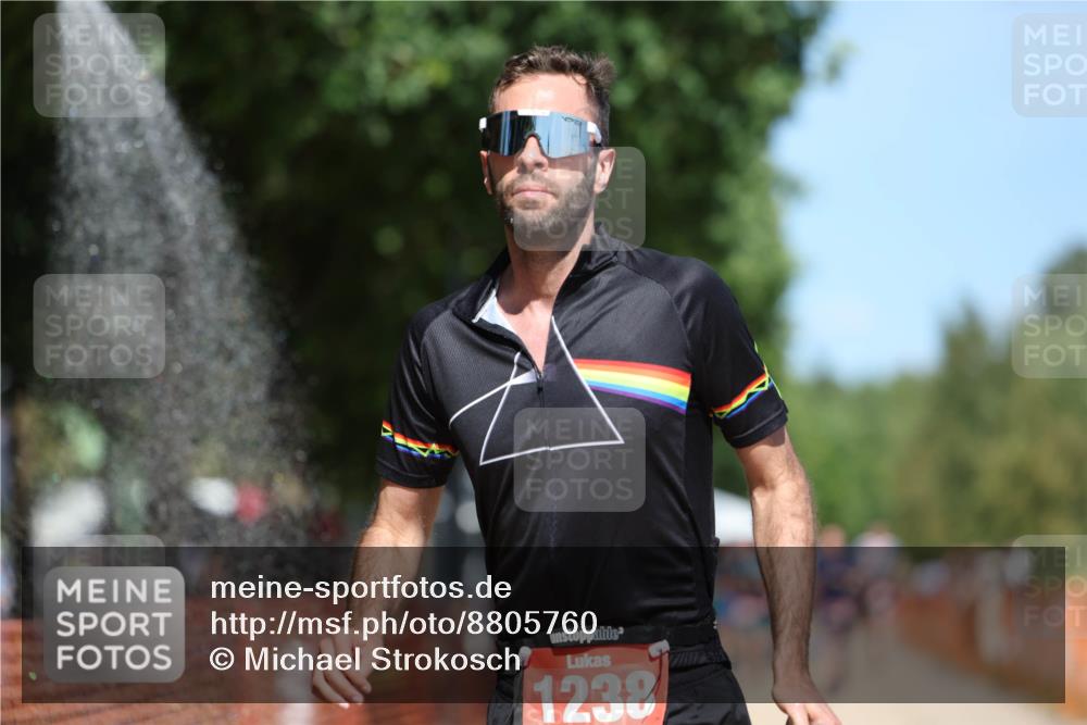 07.09.2025 - 19. Norderstedt Triathlon Michael Strokosch http://msf.ph/oto/8805760 07.09.2025 13:16:31 Laufen 265, 266, 1238 meine-sportfotos.de
