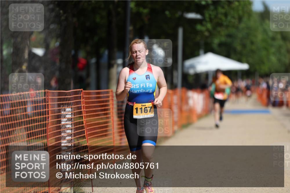07.09.2025 - 19. Norderstedt Triathlon Michael Strokosch http://msf.ph/oto/8805761 07.09.2025 12:08:23 Laufen 149, 1167, 1210, 1236 meine-sportfotos.de