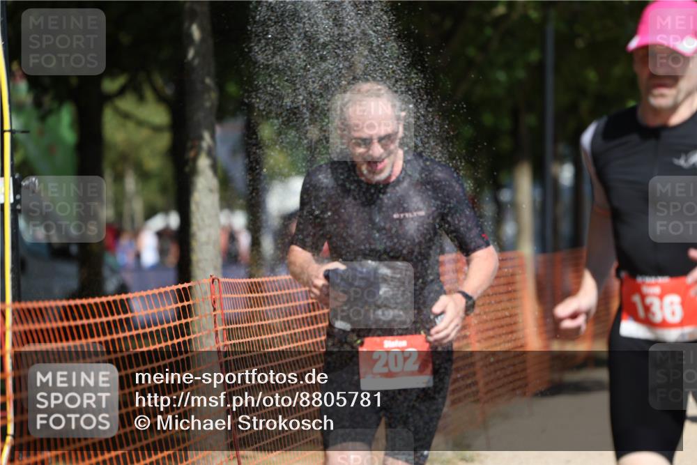 07.09.2025 - 19. Norderstedt Triathlon Michael Strokosch http://msf.ph/oto/8805781 07.09.2025 12:38:10 Laufen 136, 182, 202, 1378 meine-sportfotos.de