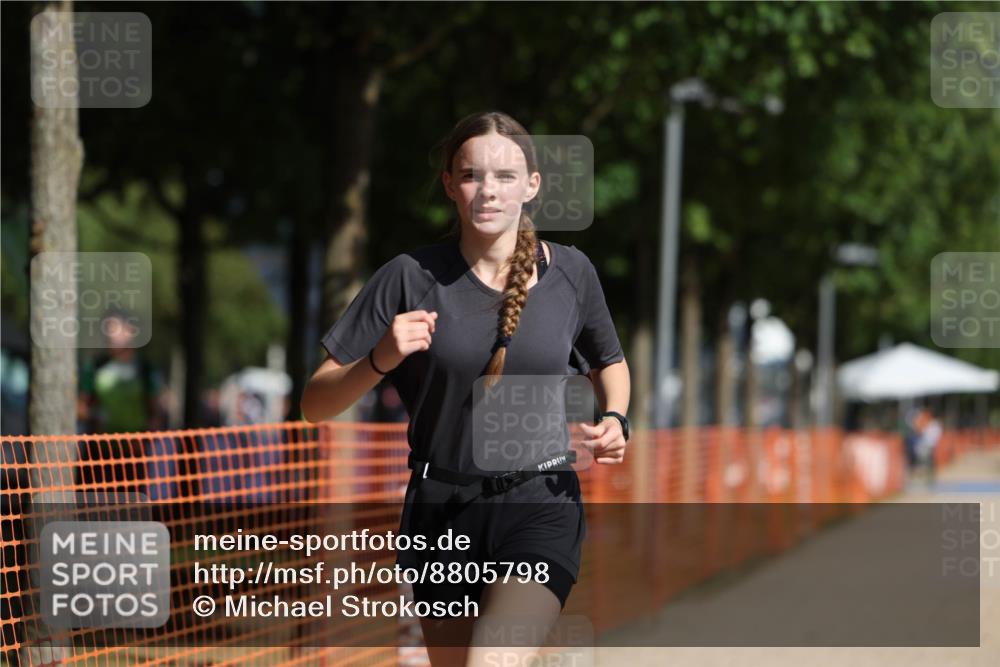 07.09.2025 - 19. Norderstedt Triathlon Michael Strokosch http://msf.ph/oto/8805798 07.09.2025 11:11:40 Laufen 666 meine-sportfotos.de