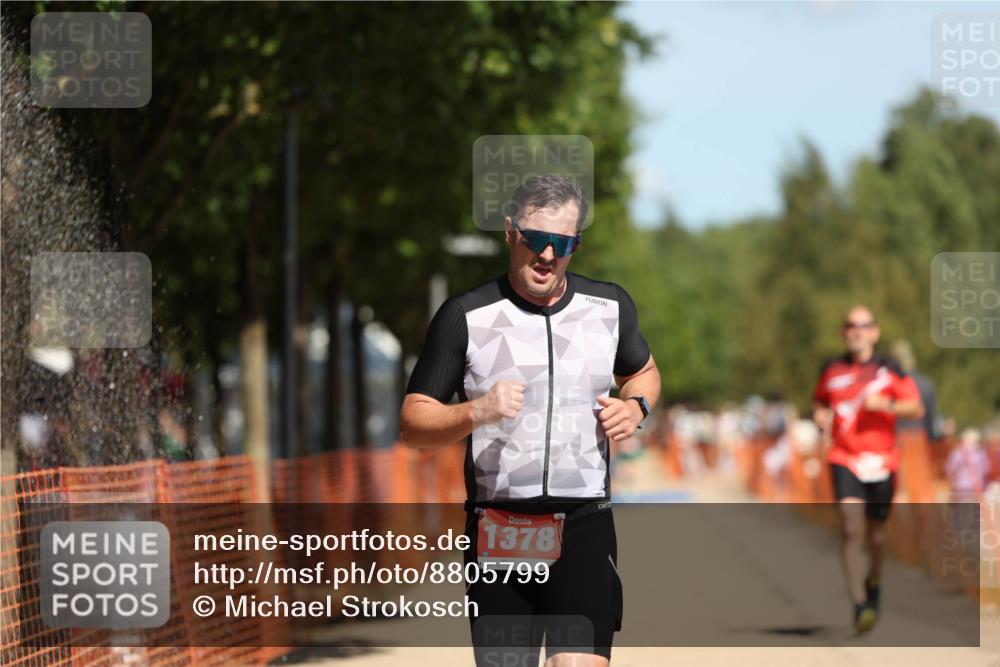 07.09.2025 - 19. Norderstedt Triathlon Michael Strokosch http://msf.ph/oto/8805799 07.09.2025 12:38:13 Laufen 136, 182, 202, 299, 1378 meine-sportfotos.de