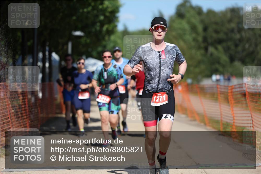 07.09.2025 - 19. Norderstedt Triathlon Michael Strokosch http://msf.ph/oto/8805821 07.09.2025 13:16:43 Laufen 153, 752, 786, 1214, 1271, 1292, 1345 meine-sportfotos.de