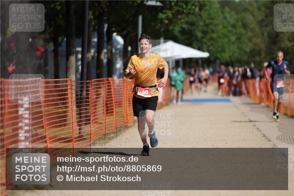 07.09.2025 - 19. Norderstedt Triathlon Michael Strokosch http://msf.ph/oto/8805869 07.09.2025 12:08:27 Laufen 149, 837, 1167 meine-sportfotos.de