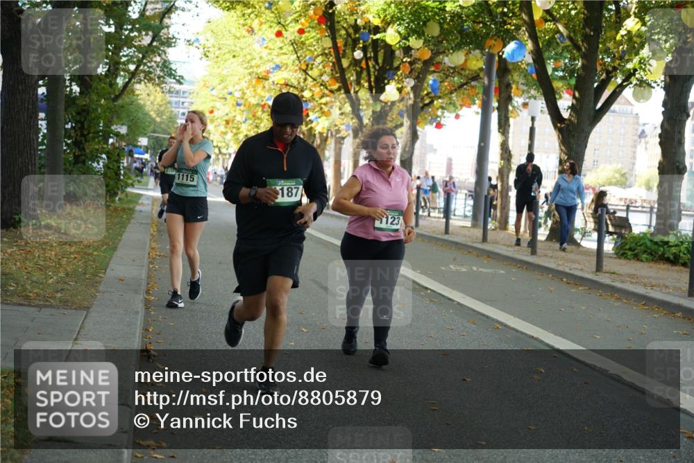 07.09.2025 - BARMER Alsterlauf Yannick Fuchs http://msf.ph/oto/8805879 07.09.2025 11:54:22 Laufen 1115, 187, 123 meine-sportfotos.de