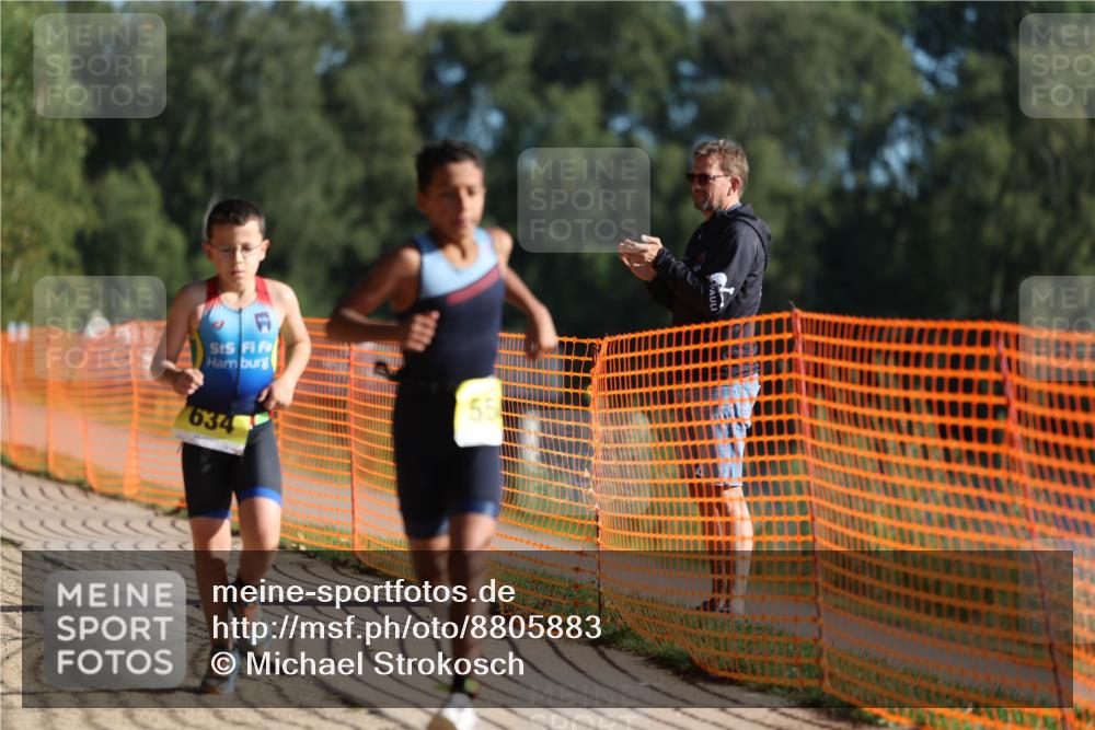 07.09.2025 - 19. Norderstedt Triathlon Michael Strokosch http://msf.ph/oto/8805883 07.09.2025 09:45:58 Laufen 554, 619, 624, 634 meine-sportfotos.de