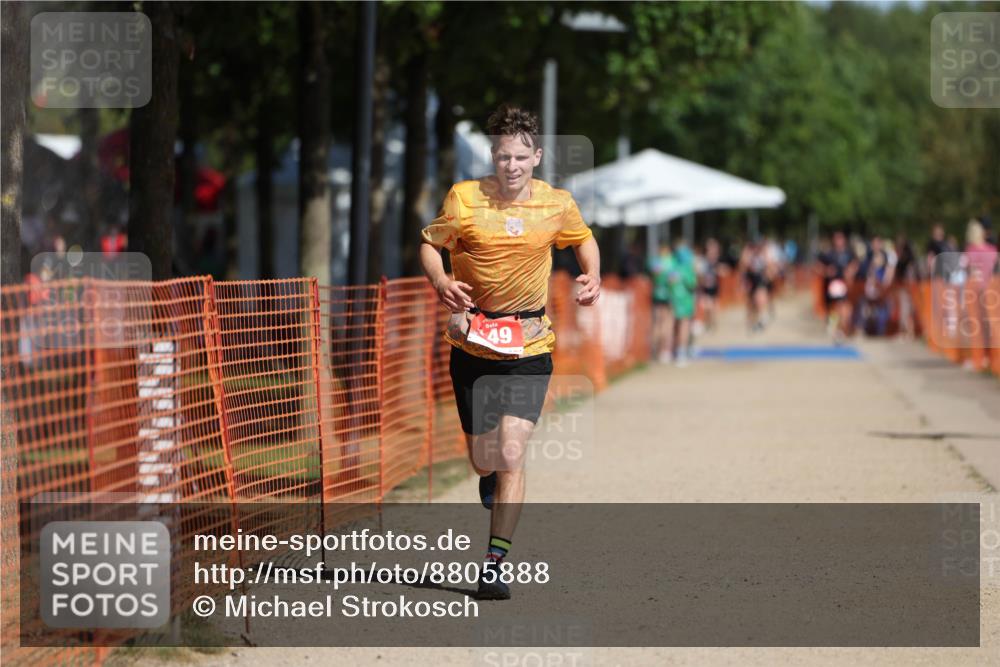 07.09.2025 - 19. Norderstedt Triathlon Michael Strokosch http://msf.ph/oto/8805888 07.09.2025 12:08:28 Laufen 149, 837, 1167 meine-sportfotos.de