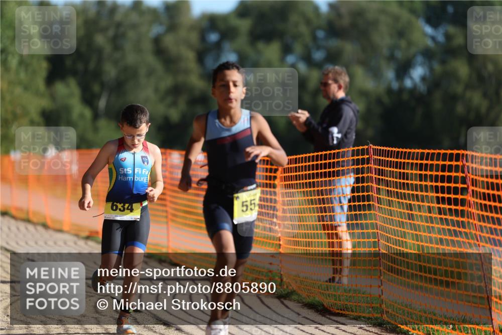 07.09.2025 - 19. Norderstedt Triathlon Michael Strokosch http://msf.ph/oto/8805890 07.09.2025 09:45:58 Laufen 554, 619, 624, 634 meine-sportfotos.de