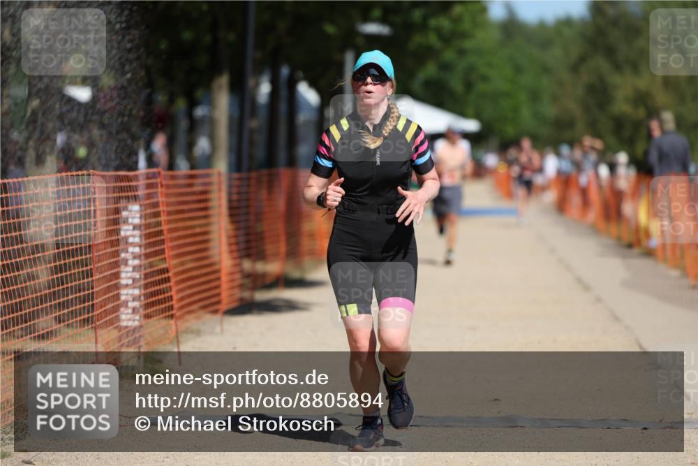 07.09.2025 - 19. Norderstedt Triathlon Michael Strokosch http://msf.ph/oto/8805894 07.09.2025 12:38:20 Laufen 182, 299, 715 meine-sportfotos.de