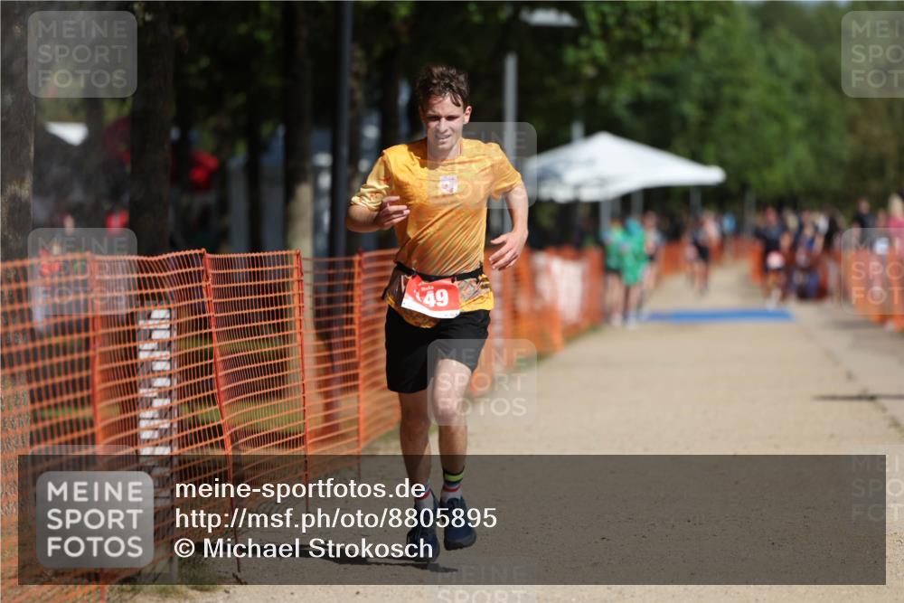 07.09.2025 - 19. Norderstedt Triathlon Michael Strokosch http://msf.ph/oto/8805895 07.09.2025 12:08:29 Laufen 149, 837 meine-sportfotos.de