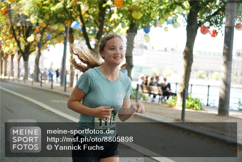 07.09.2025 - BARMER Alsterlauf Yannick Fuchs http://msf.ph/oto/8805898 07.09.2025 11:54:26 Laufen 15 meine-sportfotos.de