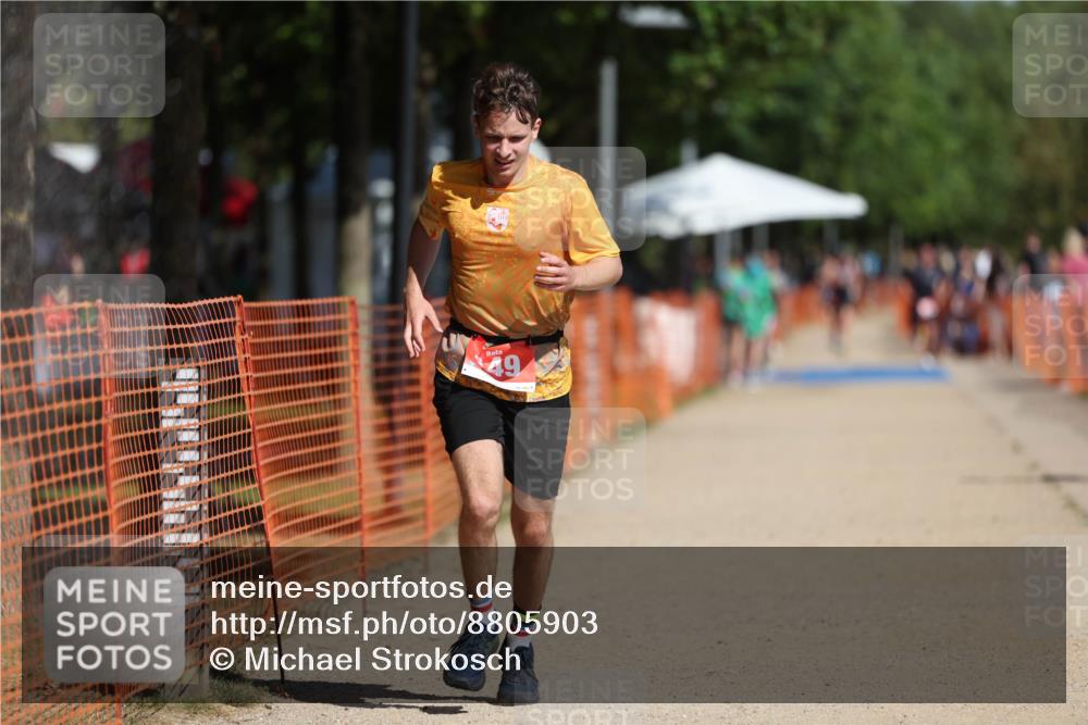 07.09.2025 - 19. Norderstedt Triathlon Michael Strokosch http://msf.ph/oto/8805903 07.09.2025 12:08:29 Laufen 149, 837 meine-sportfotos.de