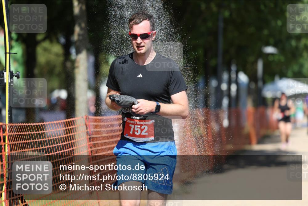 07.09.2025 - 19. Norderstedt Triathlon Michael Strokosch http://msf.ph/oto/8805924 07.09.2025 13:16:50 Laufen 153, 752, 786, 1214, 1261, 1283, 1292 meine-sportfotos.de