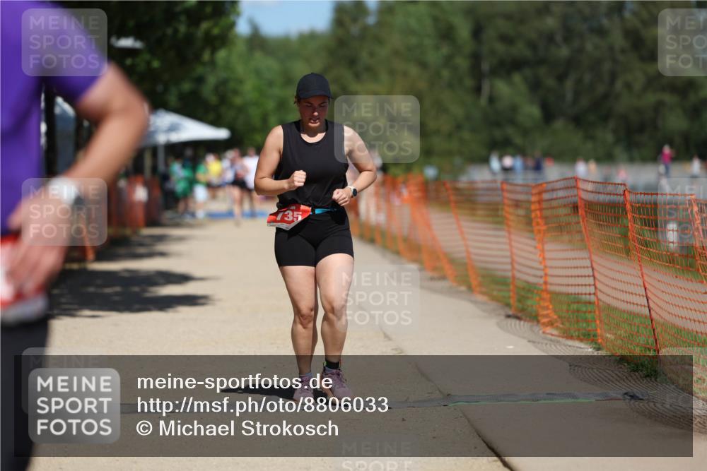 07.09.2025 - 19. Norderstedt Triathlon Michael Strokosch http://msf.ph/oto/8806033 07.09.2025 13:16:58 Laufen 735, 1283 meine-sportfotos.de