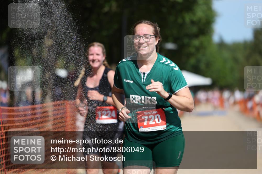 07.09.2025 - 19. Norderstedt Triathlon Michael Strokosch http://msf.ph/oto/8806049 07.09.2025 12:38:34 Laufen 720, 1224 meine-sportfotos.de