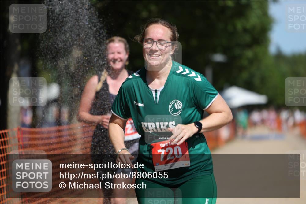 07.09.2025 - 19. Norderstedt Triathlon Michael Strokosch http://msf.ph/oto/8806055 07.09.2025 12:38:35 Laufen 720, 1224 meine-sportfotos.de