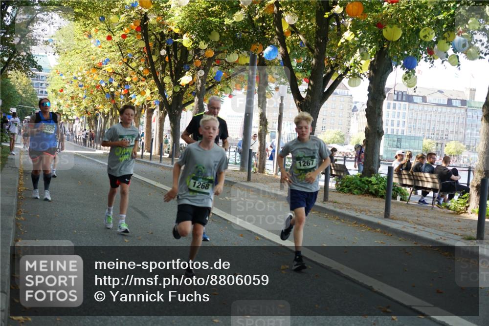 07.09.2025 - BARMER Alsterlauf Yannick Fuchs http://msf.ph/oto/8806059 07.09.2025 11:54:40 Laufen 8320, 037, 1268, 1267 meine-sportfotos.de