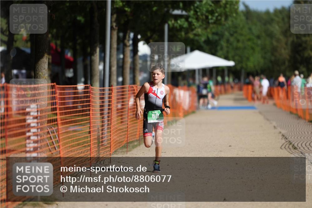 07.09.2025 - 19. Norderstedt Triathlon Michael Strokosch http://msf.ph/oto/8806077 07.09.2025 11:14:08 Laufen 69 meine-sportfotos.de