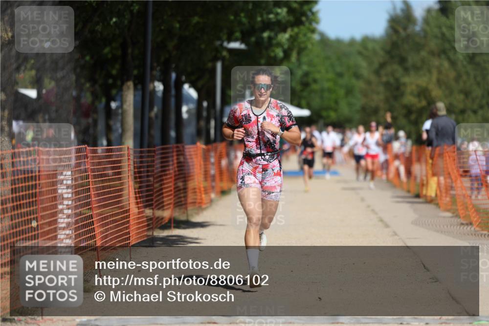 07.09.2025 - 19. Norderstedt Triathlon Michael Strokosch http://msf.ph/oto/8806102 07.09.2025 12:38:51 Laufen 195 meine-sportfotos.de