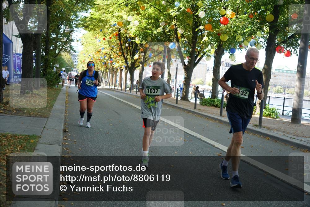 07.09.2025 - BARMER Alsterlauf Yannick Fuchs http://msf.ph/oto/8806119 07.09.2025 11:54:43 Laufen 8320, 1037, 32 meine-sportfotos.de