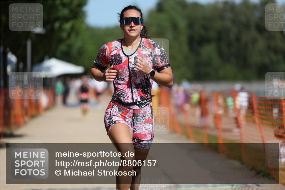 07.09.2025 - 19. Norderstedt Triathlon Michael Strokosch http://msf.ph/oto/8806157 07.09.2025 12:38:53 Laufen 195 meine-sportfotos.de
