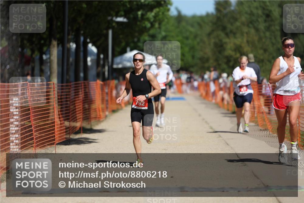 07.09.2025 - 19. Norderstedt Triathlon Michael Strokosch http://msf.ph/oto/8806218 07.09.2025 12:39:00 Laufen 165, 273, 724, 792 meine-sportfotos.de