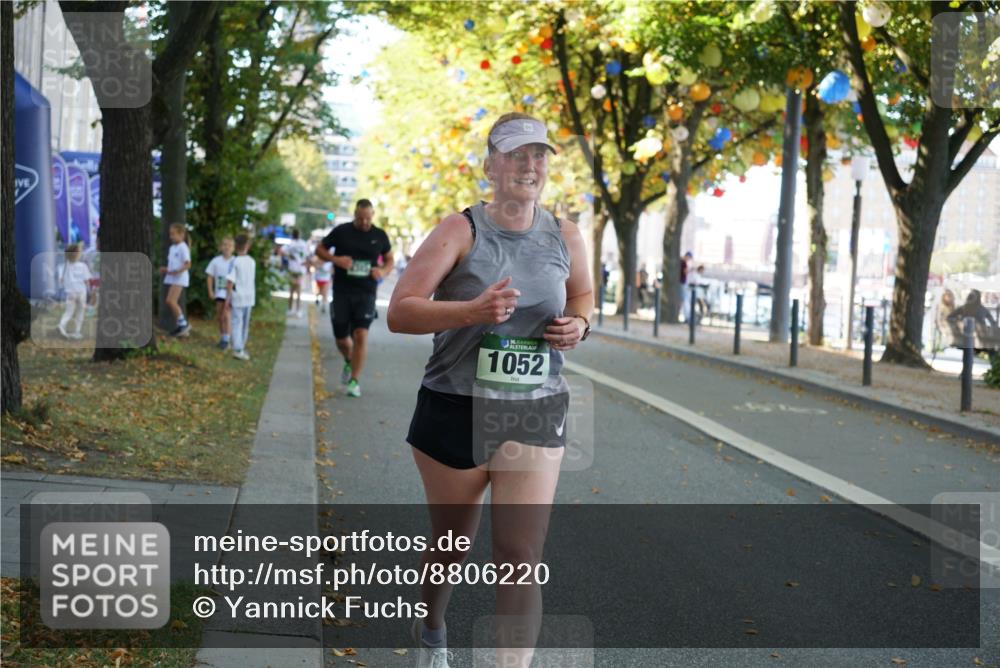 07.09.2025 - BARMER Alsterlauf Yannick Fuchs http://msf.ph/oto/8806220 07.09.2025 11:54:57 Laufen 136, 1052 meine-sportfotos.de