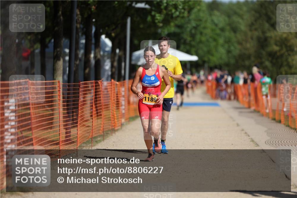 07.09.2025 - 19. Norderstedt Triathlon Michael Strokosch http://msf.ph/oto/8806227 07.09.2025 12:09:16 Laufen 228, 849, 1189 meine-sportfotos.de
