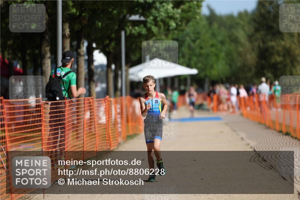 07.09.2025 - 19. Norderstedt Triathlon Michael Strokosch http://msf.ph/oto/8806228 07.09.2025 11:15:04 Laufen 98 meine-sportfotos.de